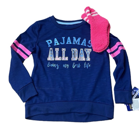 Max & Olivia Little Girls 3 Piece Top Pajama and Socks Set - Picture 2 of 9